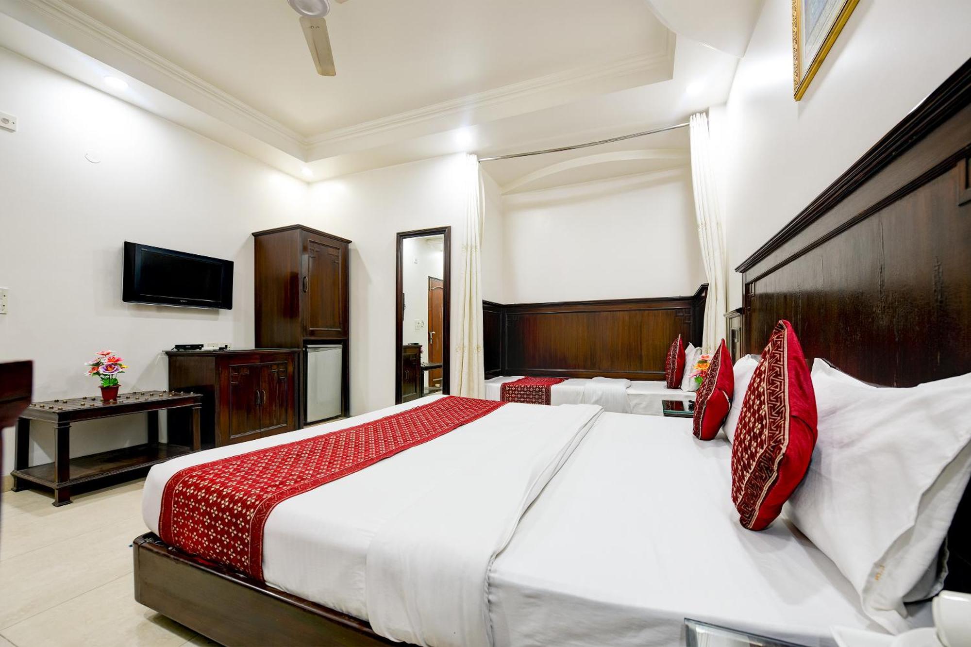 Hotel Legend International - 02 Mins From New Delhi Railway Station Exterior photo