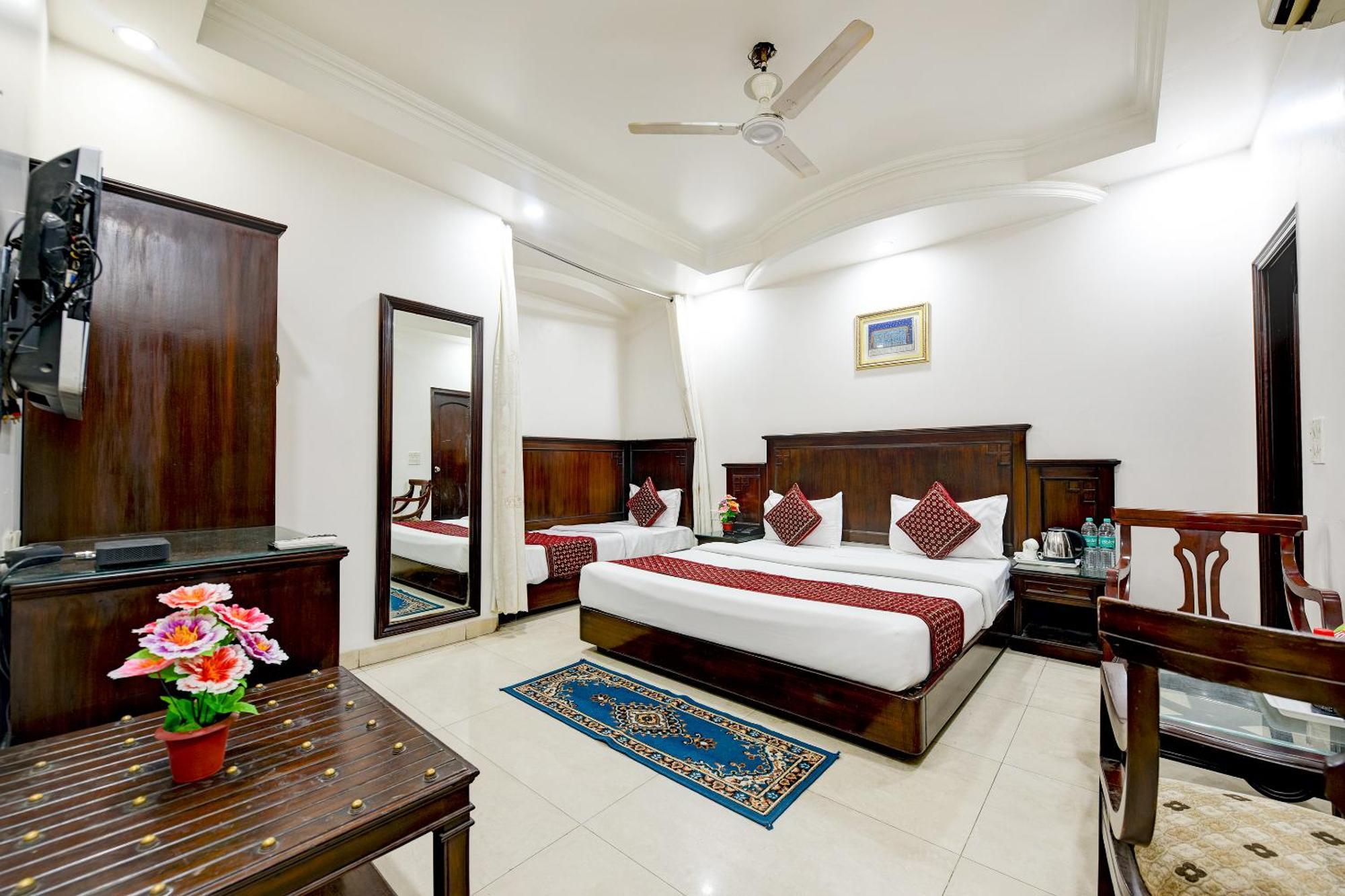 Hotel Legend International - 02 Mins From New Delhi Railway Station Exterior photo